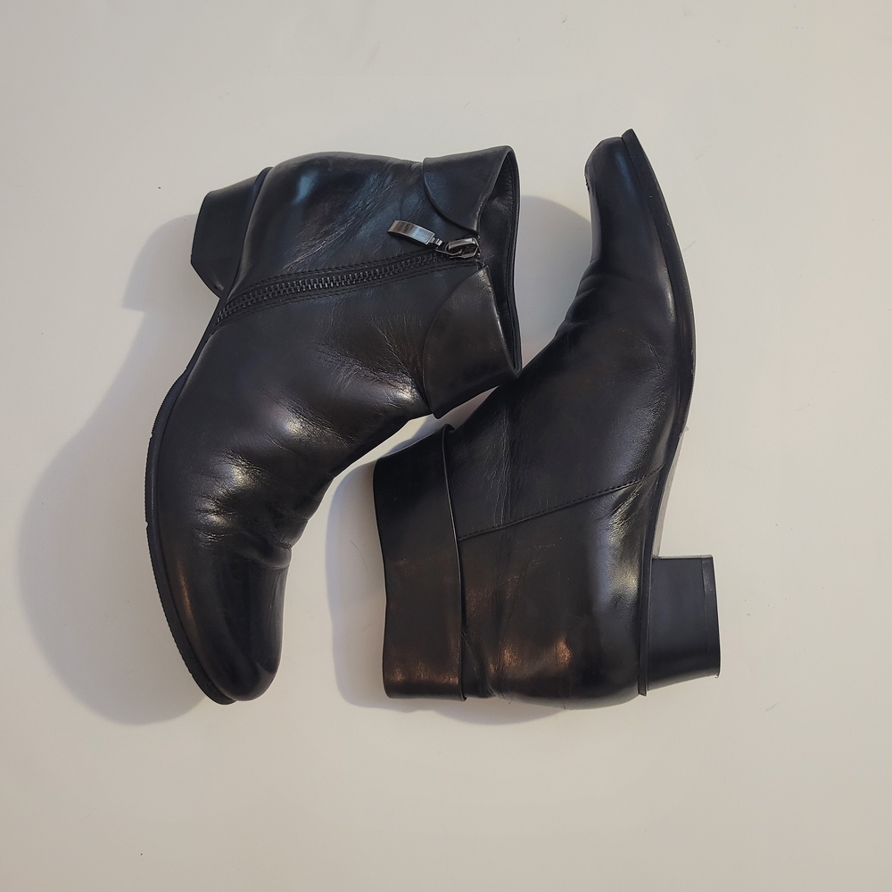 Spring Step "Stockholm" Black Leather Ankle Boots - Picture 4 of 8
